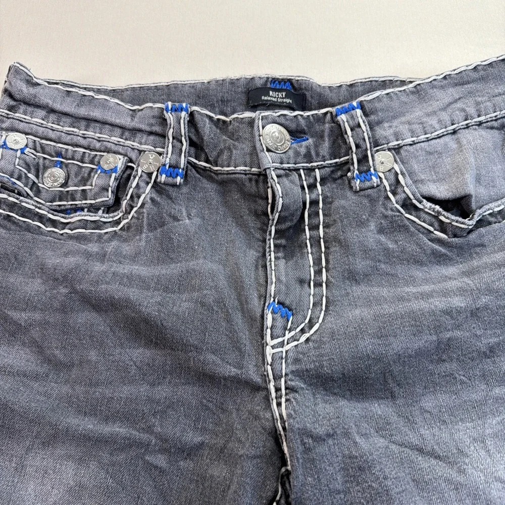 True Religion Men's Jean Shorts Ricky Relaxed Straight Size 34 Cut Off Dark Gray